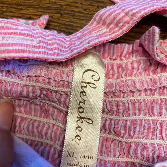 ❤️Pink and white strip dress with floral straps❤️ - Picture 2 of 8